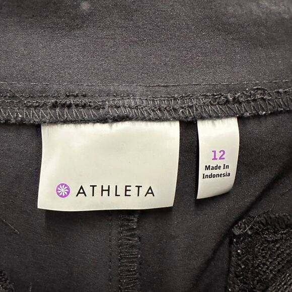 Athleta Size 12 Black Cargo Chino Shorts Stretch Comfort Activewear Outdoors EUC - Picture 6 of 8